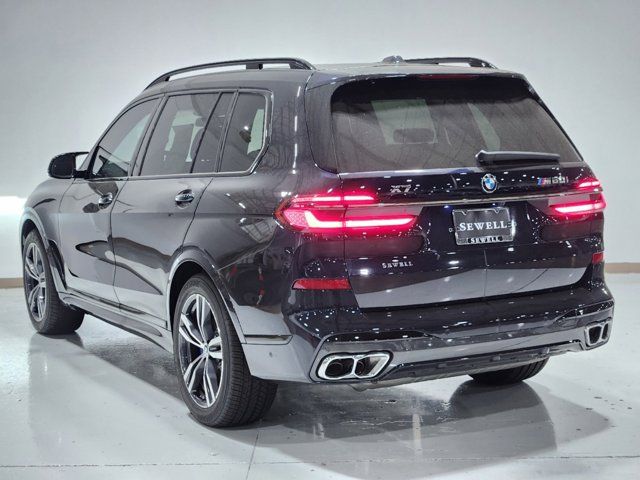 2025 BMW X7 M60i