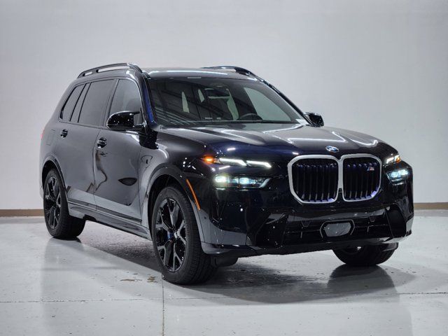 2025 BMW X7 M60i