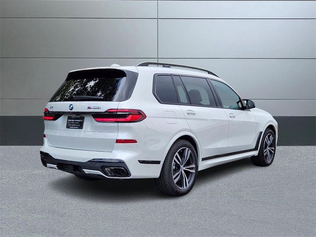 2025 BMW X7 M60i