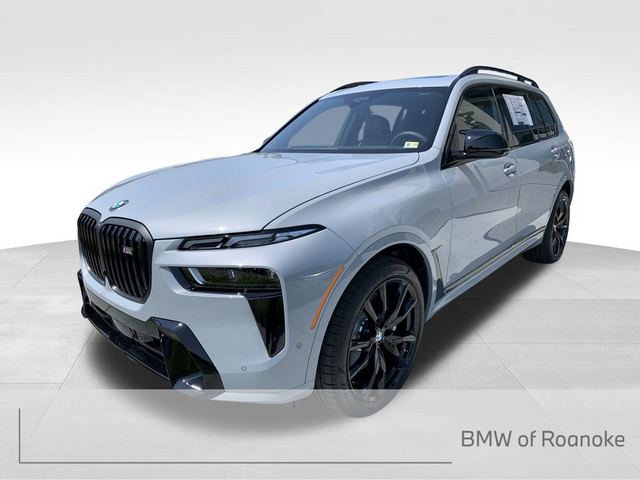 2025 BMW X7 M60i