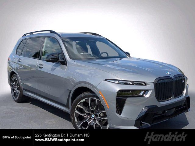 2025 BMW X7 M60i