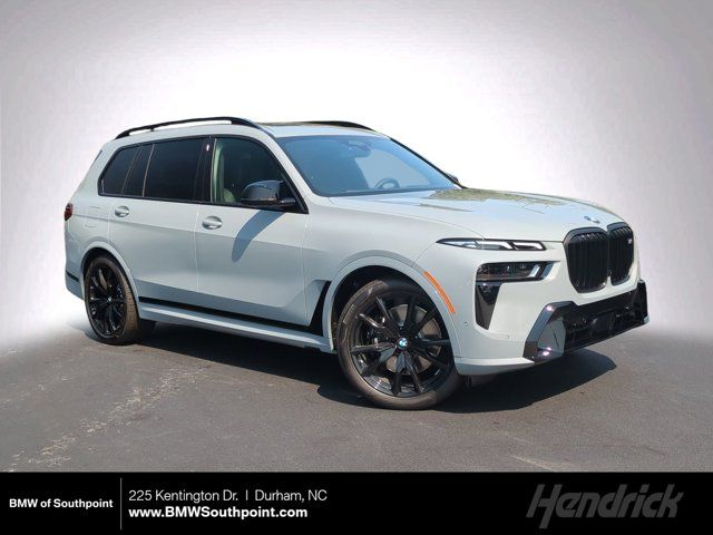 2025 BMW X7 M60i