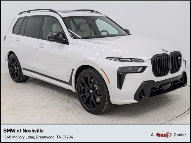 2025 BMW X7 M60i