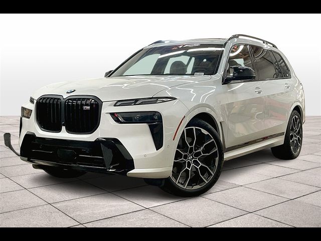 2025 BMW X7 M60i