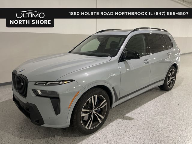 2025 BMW X7 M60i