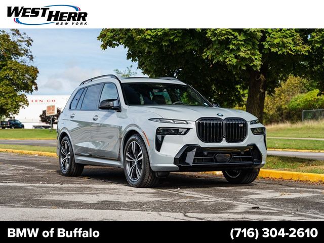 2025 BMW X7 M60i