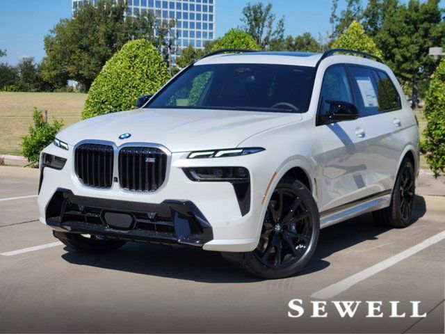 2025 BMW X7 M60i