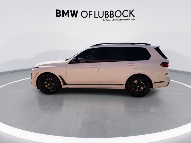 2025 BMW X7 M60i