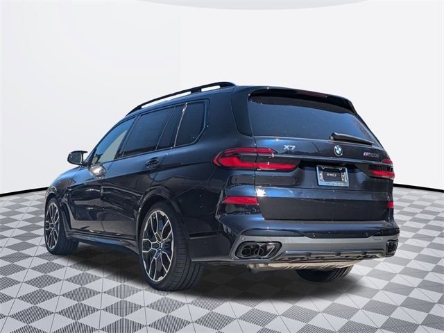 2025 BMW X7 M60i