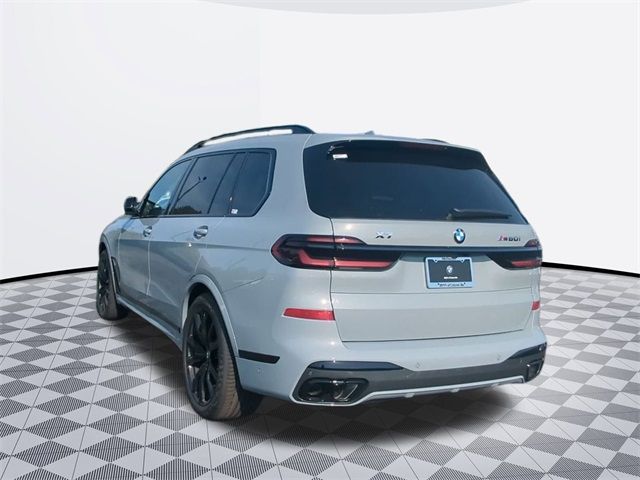 2025 BMW X7 M60i