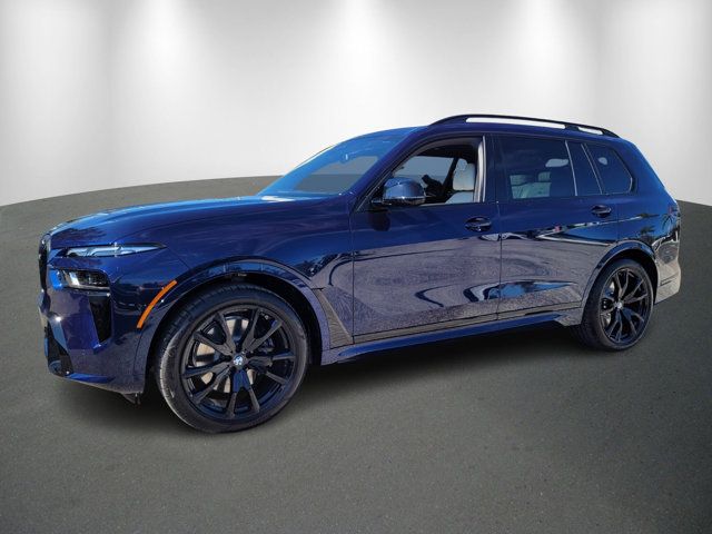 2025 BMW X7 M60i