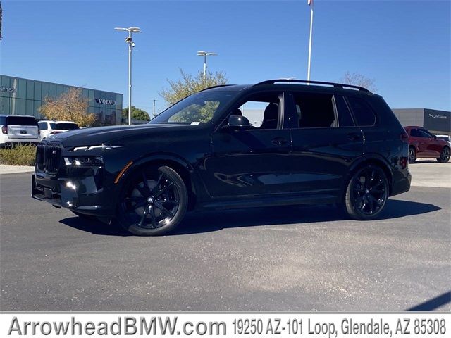 2025 BMW X7 M60i