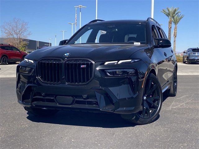 2025 BMW X7 M60i