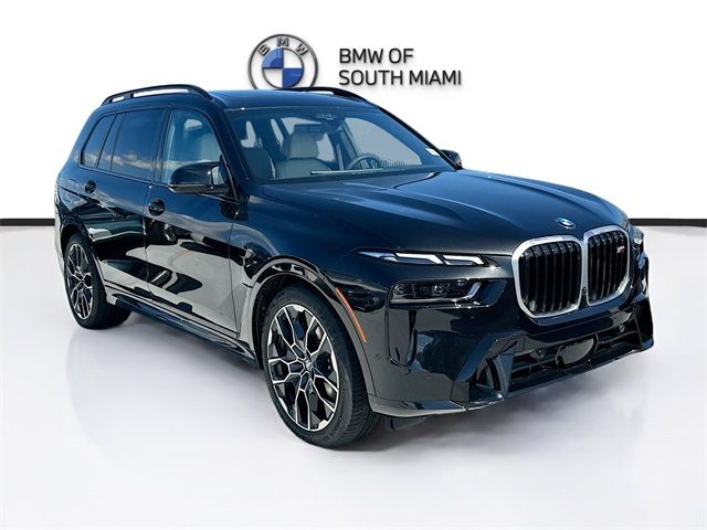 2025 BMW X7 M60i