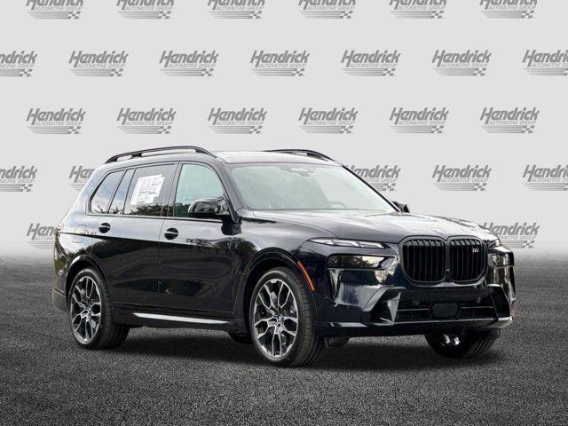 2025 BMW X7 M60i