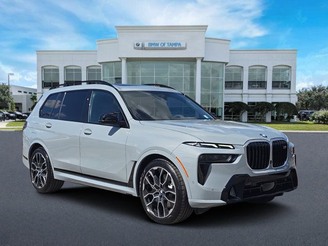 2025 BMW X7 M60i