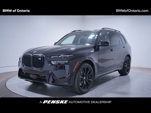 2025 BMW X7 M60i