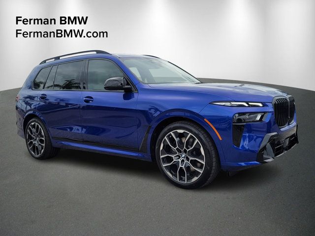 2025 BMW X7 M60i