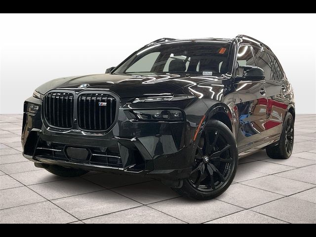 2025 BMW X7 M60i