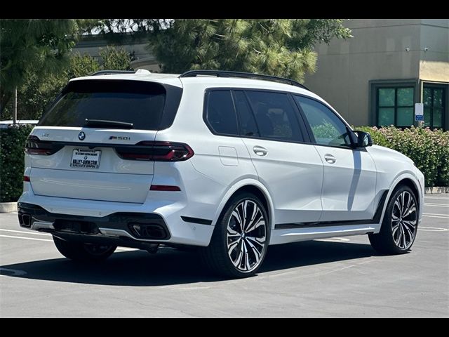 2025 BMW X7 M60i