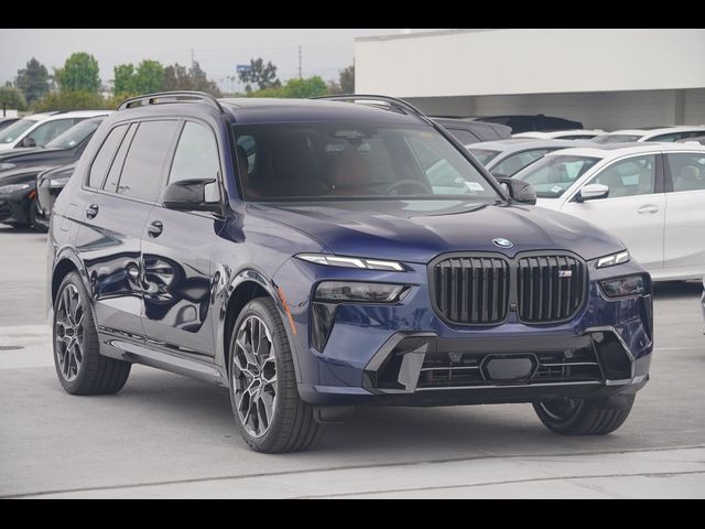 2025 BMW X7 M60i