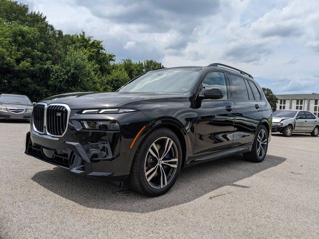 2025 BMW X7 M60i