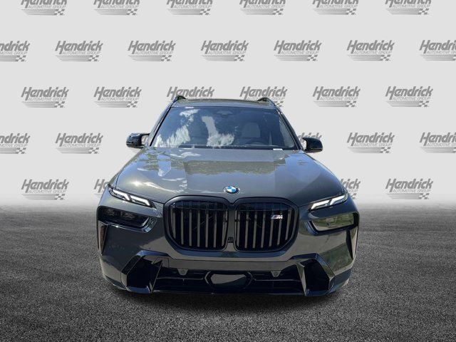 2025 BMW X7 M60i