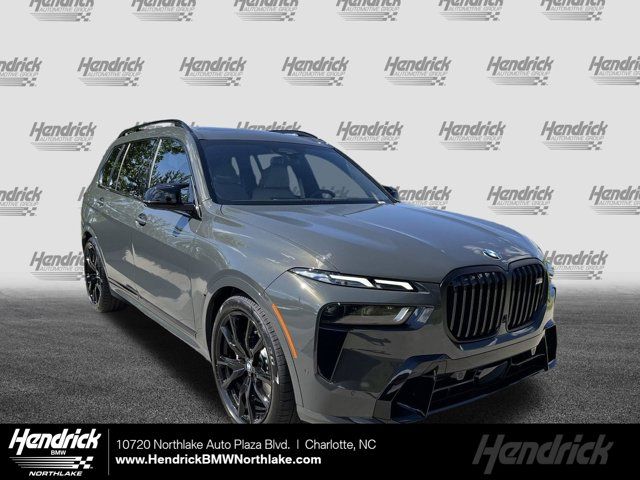 2025 BMW X7 M60i