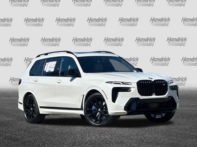 2025 BMW X7 M60i