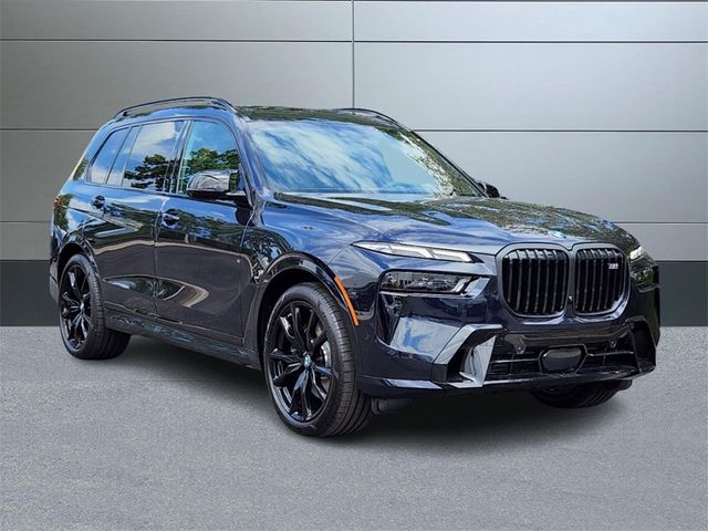 2025 BMW X7 M60i