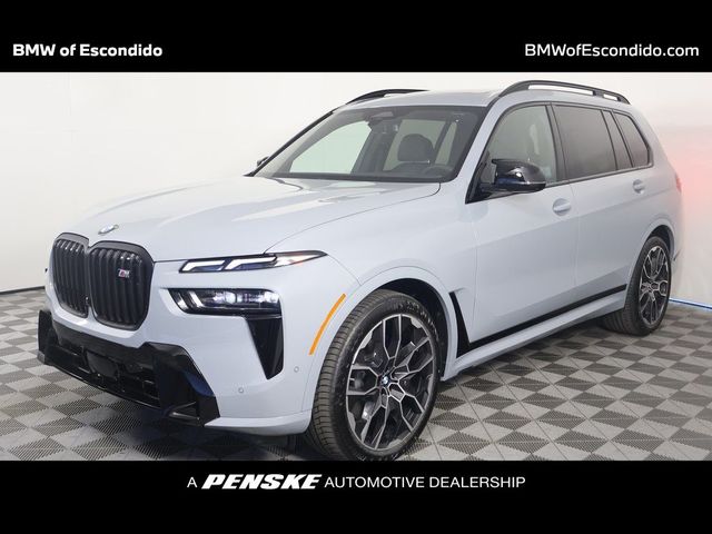 2025 BMW X7 M60i