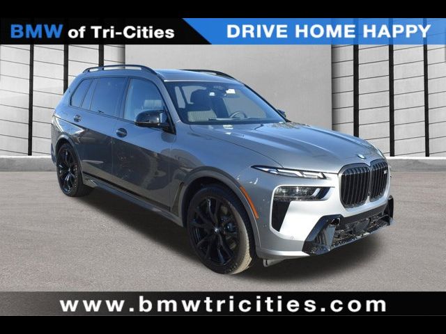 2025 BMW X7 M60i