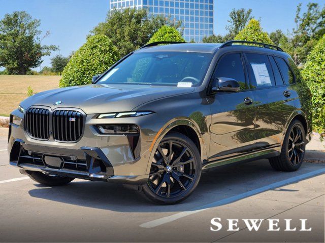 2025 BMW X7 M60i