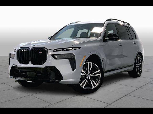 2025 BMW X7 M60i