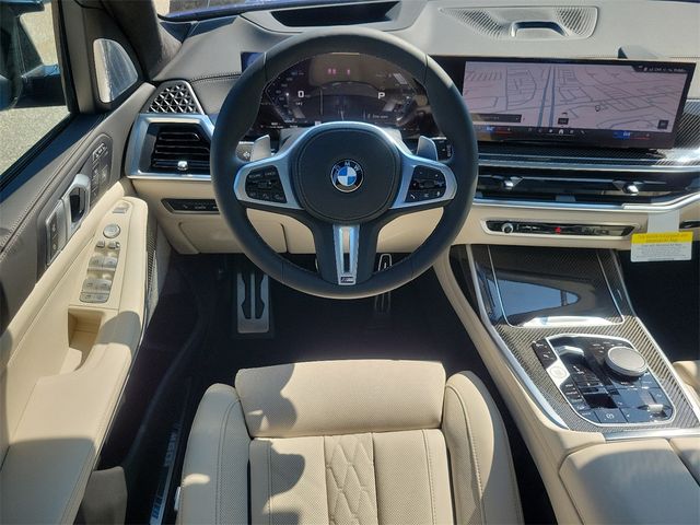 2025 BMW X7 M60i