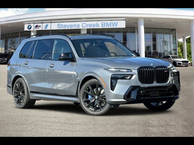 2025 BMW X7 M60i