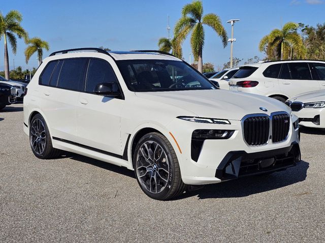 2025 BMW X7 M60i