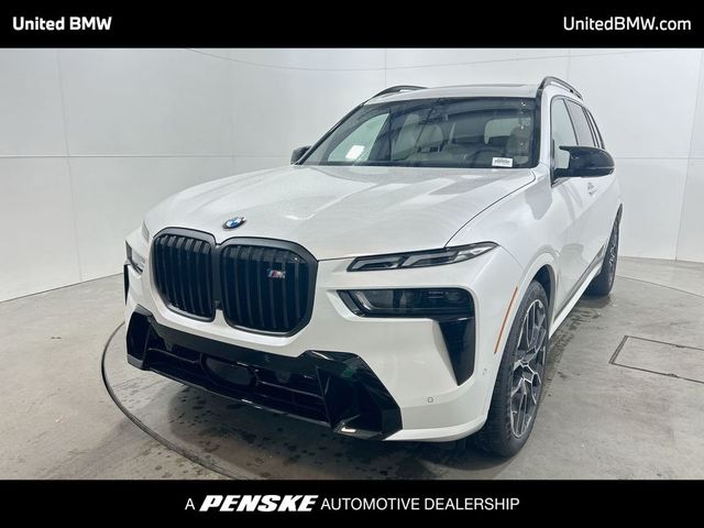 2025 BMW X7 M60i