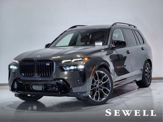 2025 BMW X7 M60i