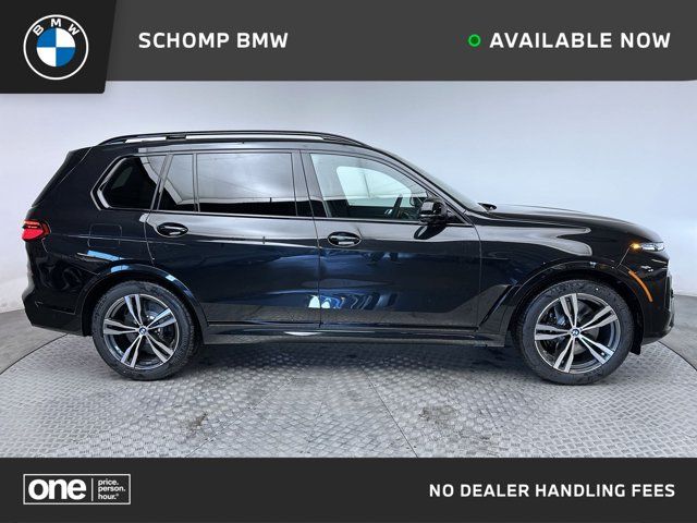 2025 BMW X7 M60i