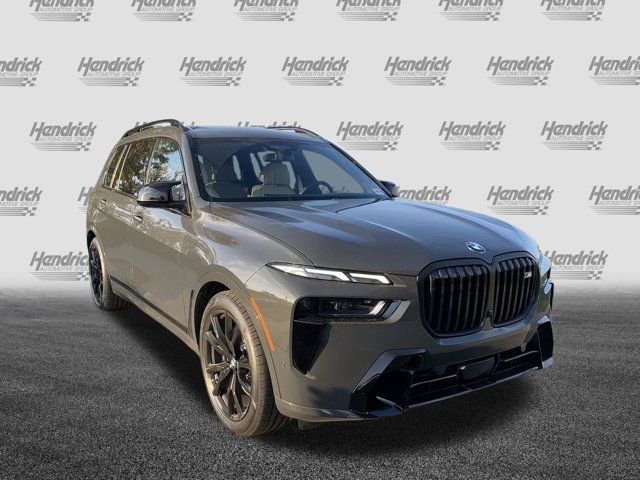 2025 BMW X7 M60i