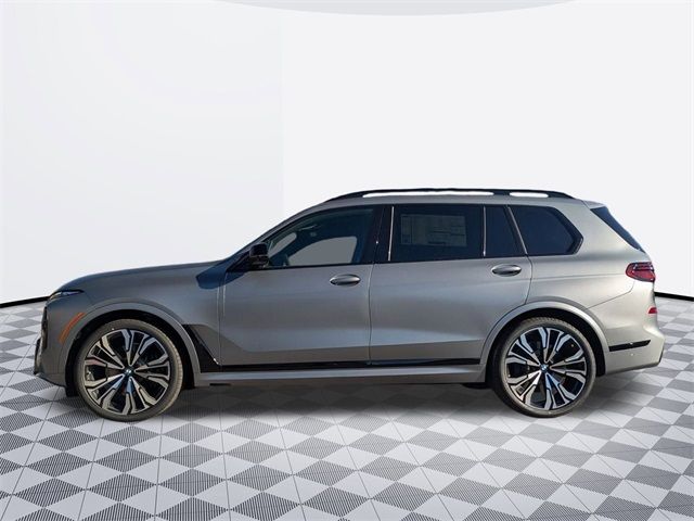 2025 BMW X7 M60i