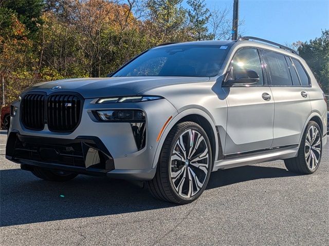 2025 BMW X7 M60i