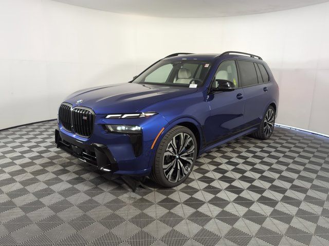 2025 BMW X7 M60i