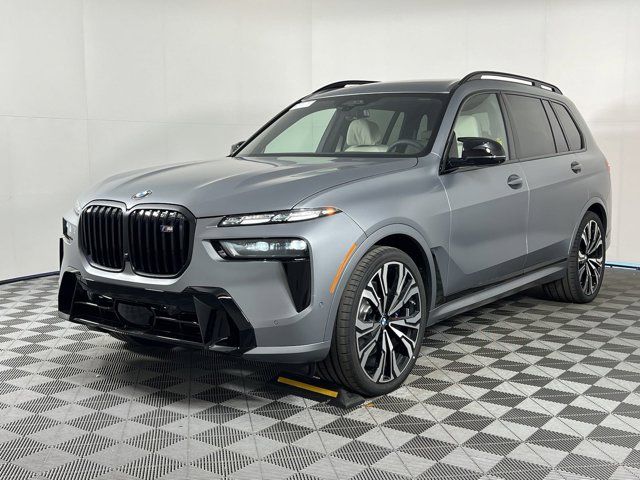 2025 BMW X7 M60i