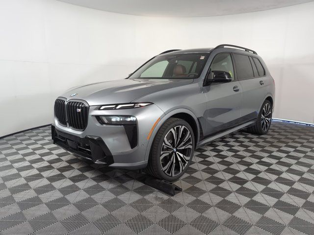 2025 BMW X7 M60i