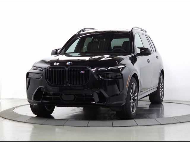 2025 BMW X7 M60i