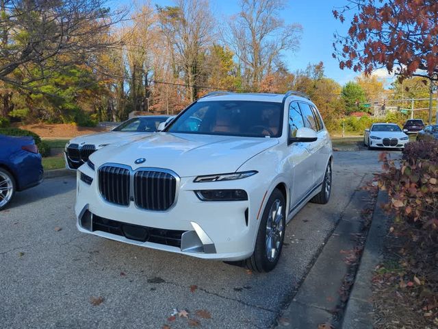 2025 BMW X7 xDrive40i