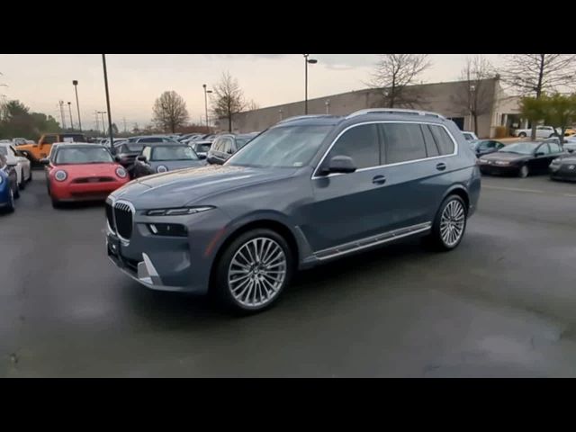 2025 BMW X7 xDrive40i