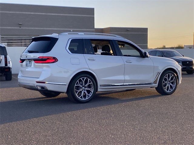 2025 BMW X7 xDrive40i